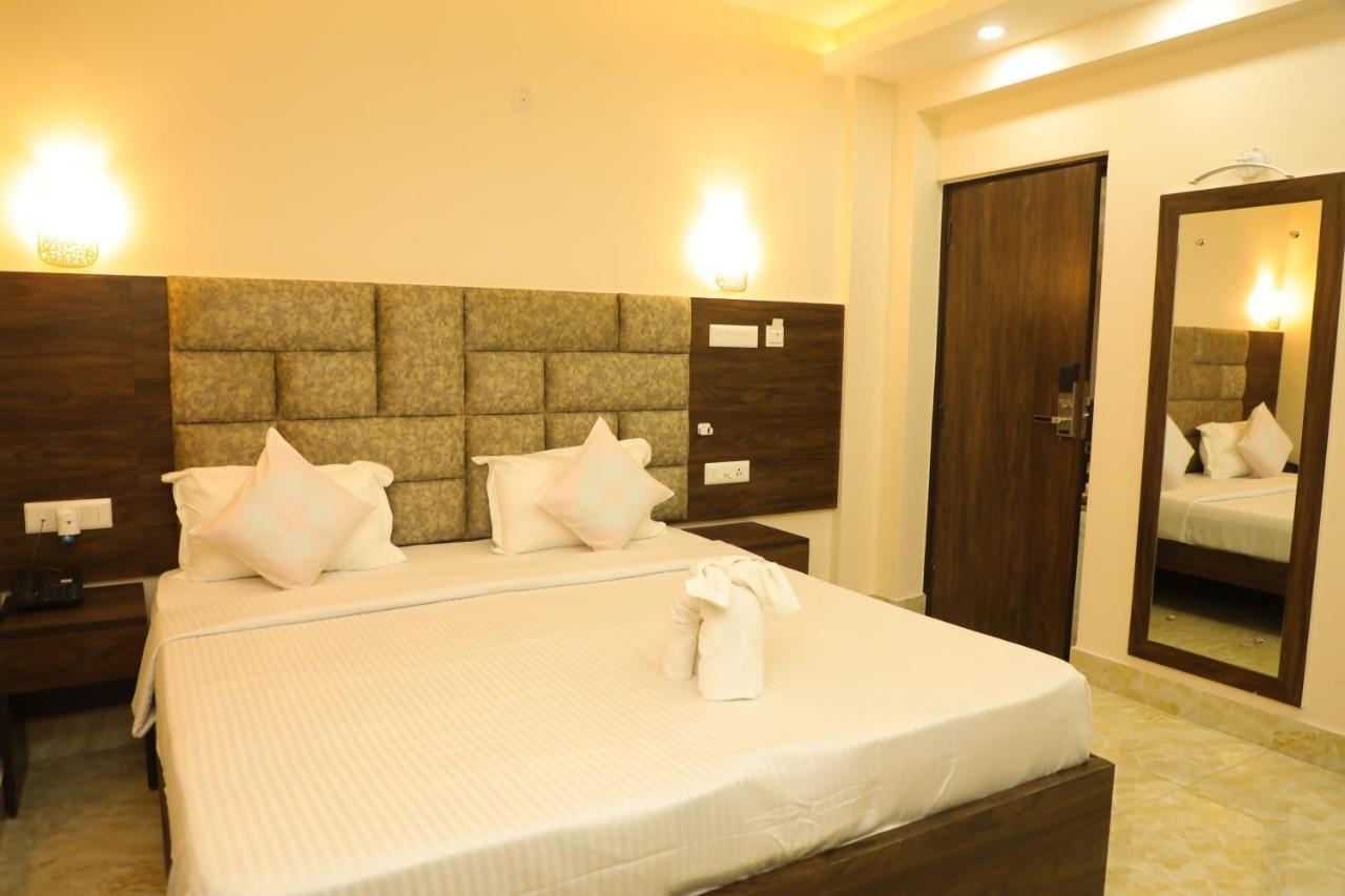 כלכותה Hotel Bandhan Residency מראה חיצוני תמונה