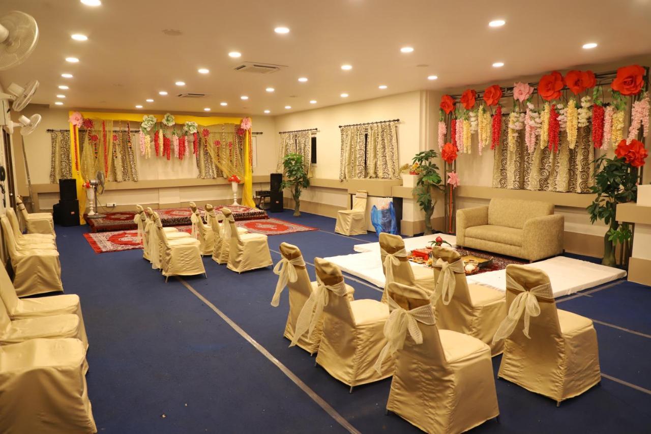כלכותה Hotel Bandhan Residency מראה חיצוני תמונה