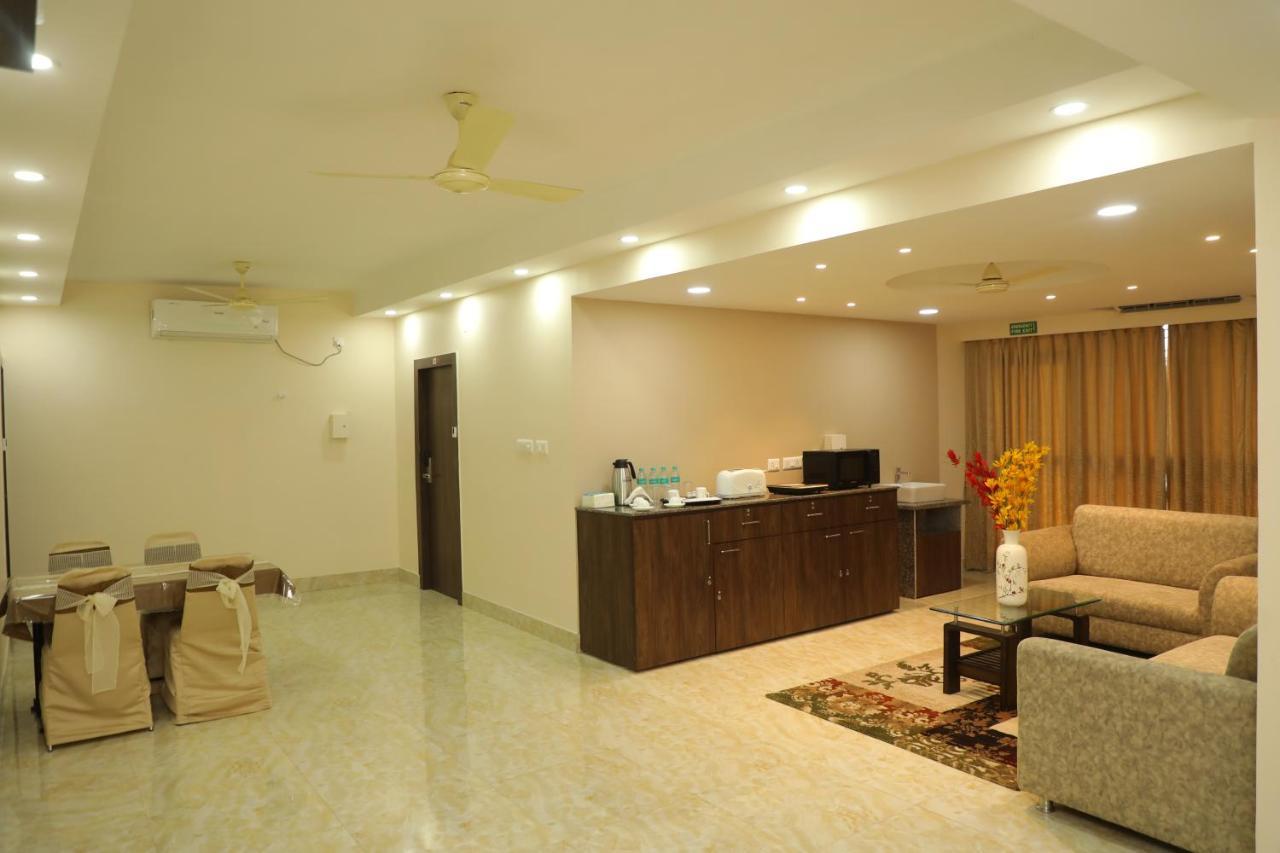 כלכותה Hotel Bandhan Residency מראה חיצוני תמונה