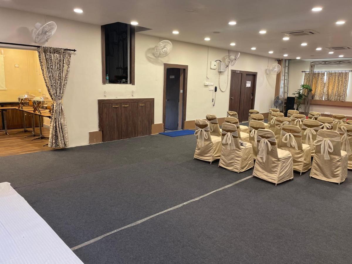 כלכותה Hotel Bandhan Residency מראה חיצוני תמונה